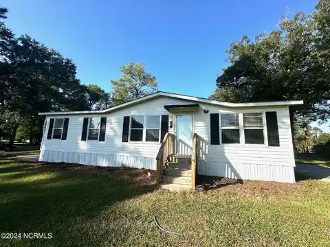 1001 Antioch Road, New Bern, NC 28560