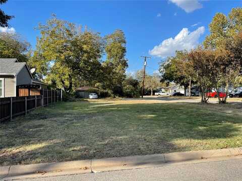 915 E Spring Street, Sherman, TX 75090