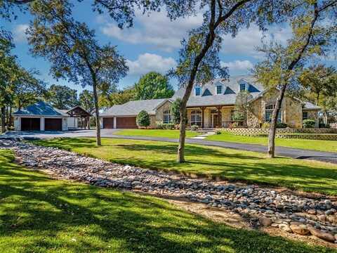 1601 Mossy Rock Circle, Crossroads, TX 76227