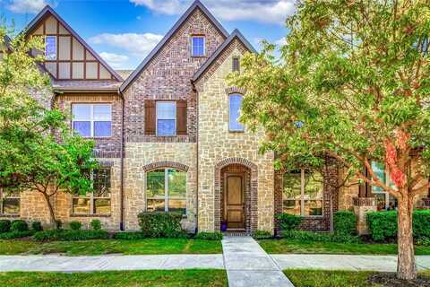 2400 Holt Drive, Carrollton, TX 75010