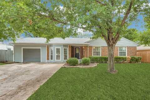 2914 S Montreal Avenue, Dallas, TX 75224