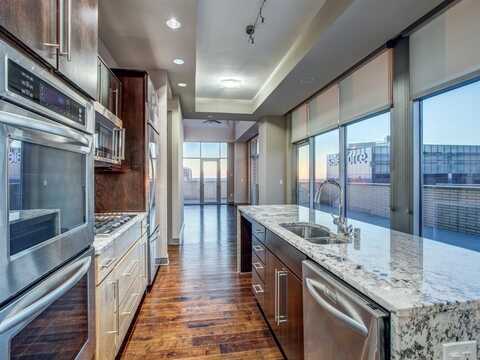 1700 Cedar Springs Road, Dallas, TX 75205