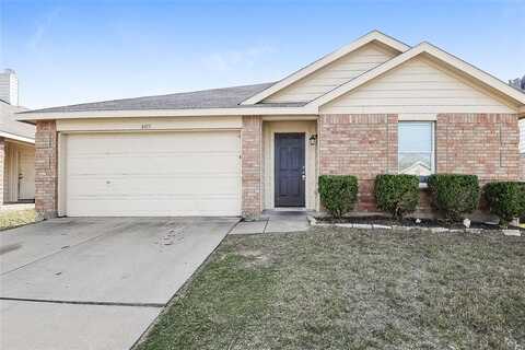 4913 Creek Ridge Trail, Fort Worth, TX 76179