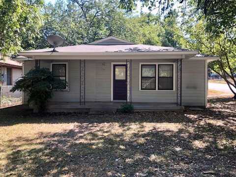 211 W Water Street, Weatherford, TX 76086