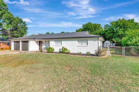 304 Arcadia Street, Hurst, TX 76053