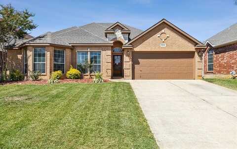 1414 Chateau Lane, Mansfield, TX 76063