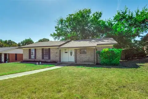 238 Silver Creek Drive, Duncanville, TX 75137