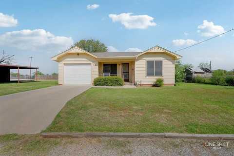 916 Peach Street, Coleman, TX 76834