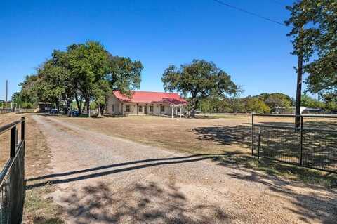 1076 County Road 2515, Bonham, TX 75418