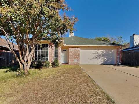 7021 Rovato Drive, Arlington, TX 76001