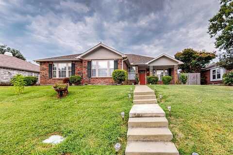 2079 Briarcliff Road, Lewisville, TX 75067