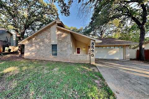 5526 Parliament Drive, Arlington, TX 76017