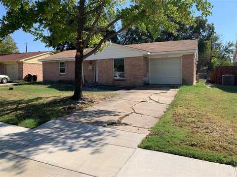 2710 Eastbrook Drive, Mesquite, TX 75150