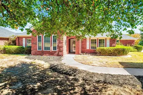 284 Center Hill Road, Gainesville, TX 76240