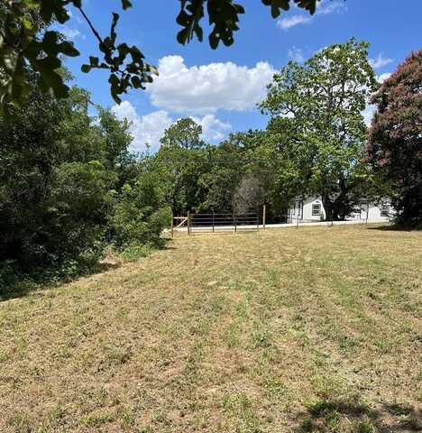 2000 S Fannin Avenue, Denison, TX 75020