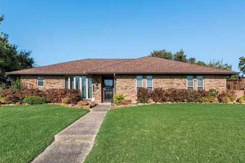 1913 Robin Meadow Circle, Carrollton, TX 75007