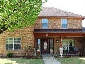 104 Dovehill Circle, Red Oak, TX 75154