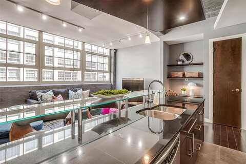 2600 W 7th Street, Fort Worth, TX 76107