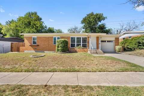 3508 Valencia. Court, Fort Worth, TX 76116