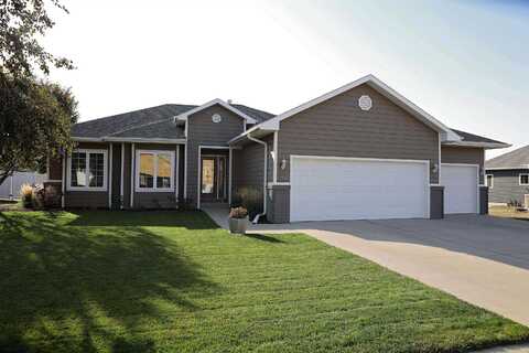 312 West Creek Dr, Lawton, IA 51030