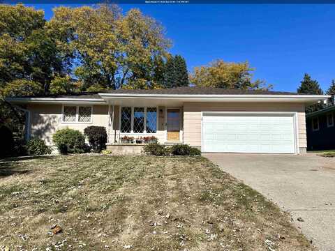 5705 Myers Ave, Sioux City, IA 51106