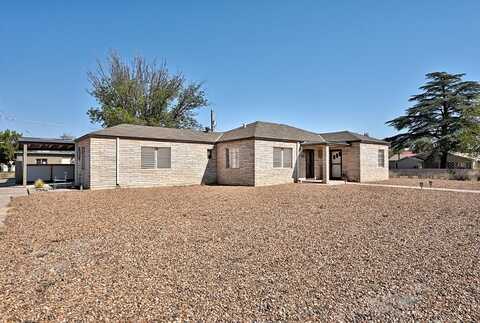 101 E 2nd St, Marfa, TX 79483