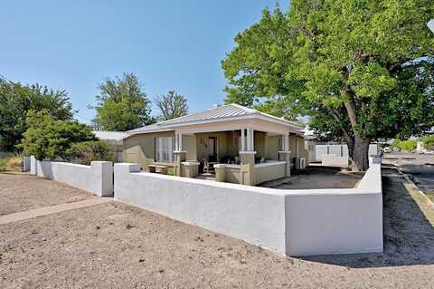 216 E Texas St, Marfa, TX 79843