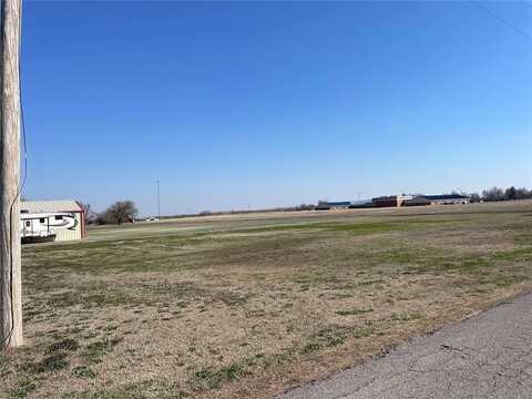 504 S 10th Street, Minco, OK 73059