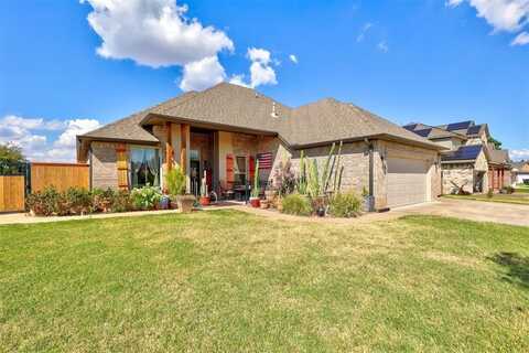 417 E Atlanta Terrace, Mustang, OK 73064