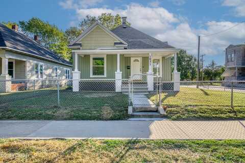 1831 S Pearl Avenue, Joplin, MO 64804