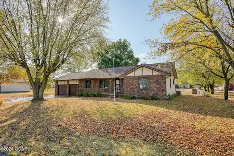 569 E 36th Street, Baxter Springs, KS 66713