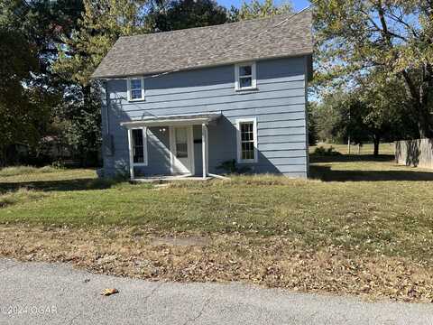 1605 Poplar Street, Lamar, MO 64759