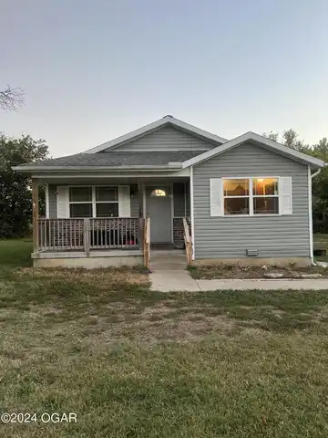 750 Limestone, Carthage, MO 64836