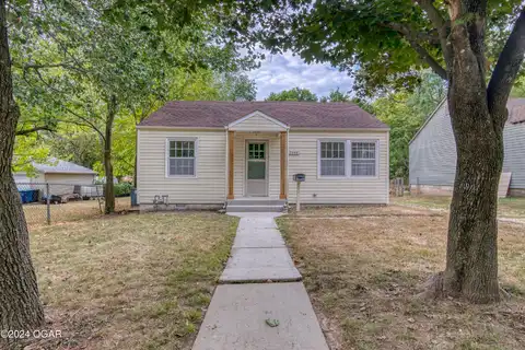 2644 E 3rd Street, Joplin, MO 64801