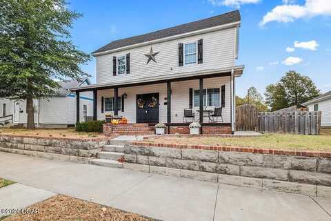 2217 S Moffet Avenue, Joplin, MO 64804