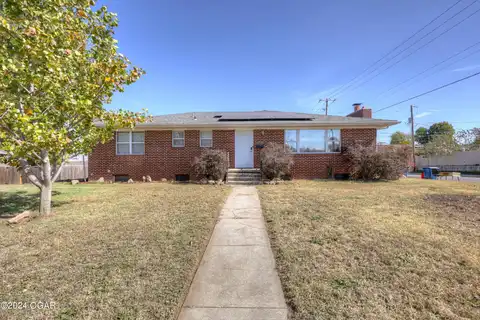 2131 S Ozark Avenue, Joplin, MO 64804