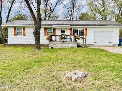 1605 Lost Creek Drive, Seneca, MO 64865