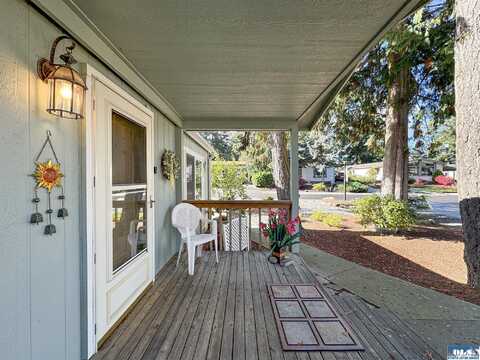 121 Fircrest Dr, Sequim, WA 98382