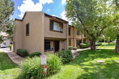 355 Country Club Circle, Prescott, AZ 86303