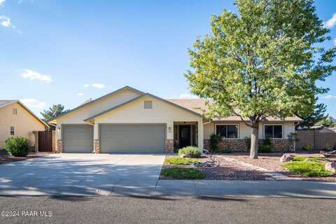 7350 N Pinnacle Pass Drive, Prescott Valley, AZ 86315