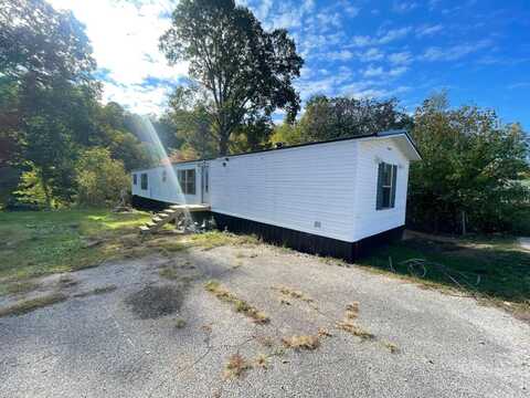 229 Empire Drive, Saint Albans, WV 25177