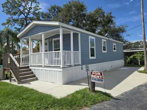 255 N. Tamiami Trail, Nokomis, FL 34275