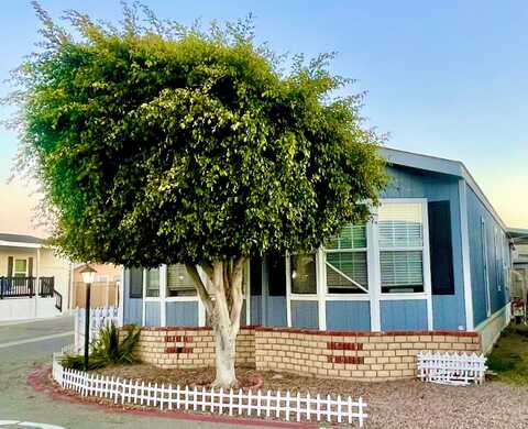 6301 Warner Ave, Huntington Beach, CA 92647