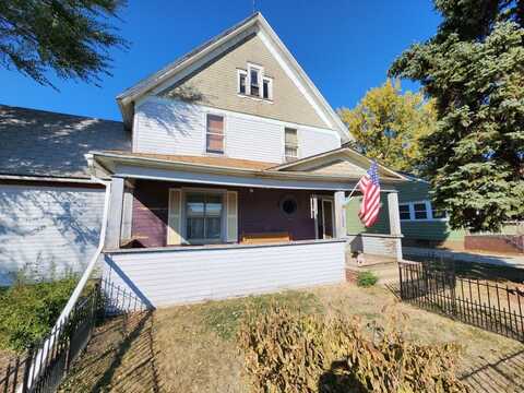 204 2nd St N, Richardton, ND 58652