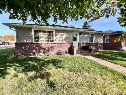 2021 Anna Ave., North Platte, NE 69101