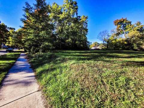 1613 Leer Street, South Bend, IN 46613