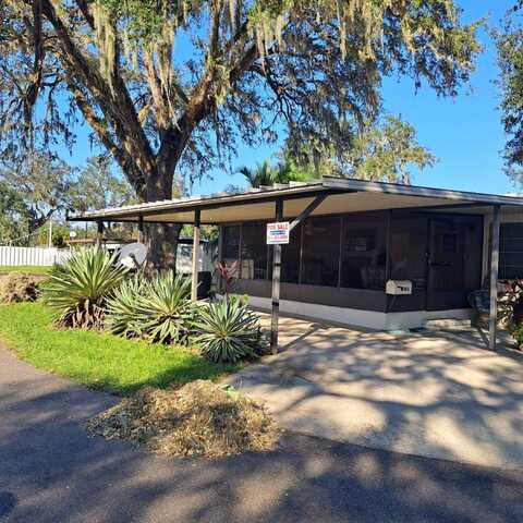 38049 Winter Dr, Zephyrhills, FL 33542