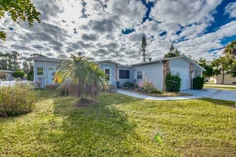 10561 Lake Loop Rd., North Fort Myers, FL 33903