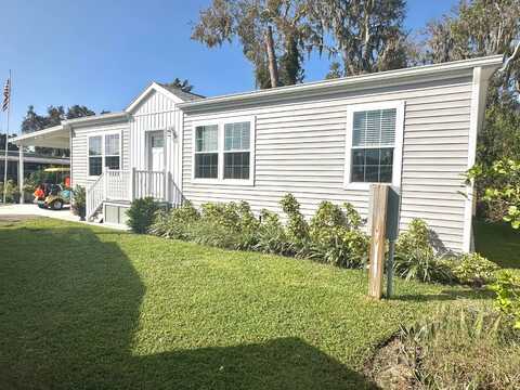 31C Lake Breeze Drive, Tavares, FL 32778