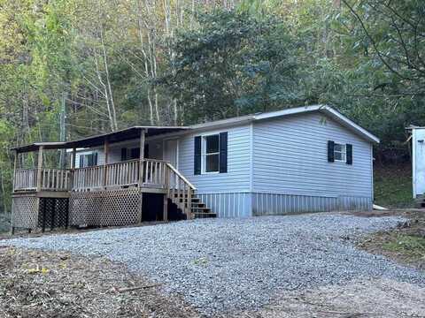 649 Sugar Camp Road, Gassaway, WV 26624